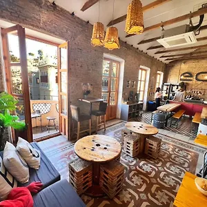 2* Hostel Eco
